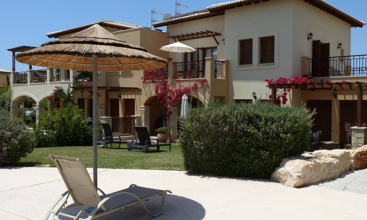 Aphrodite Hills Apartment | 1 Bed luxury poolside apartment at award winning Aphrodite Hills Resort Kouklia