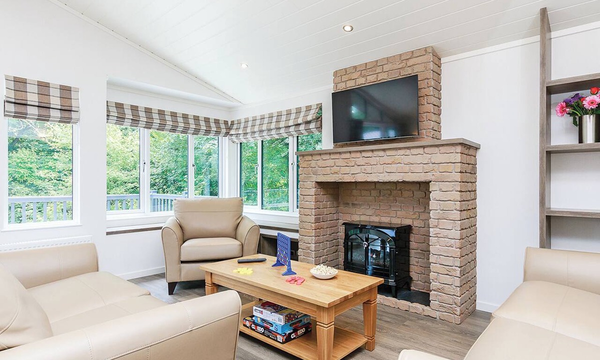 Newton St Loe Ski Chalet | 1 bedroom accommodation in Newton Saint Loe, Nr Bath