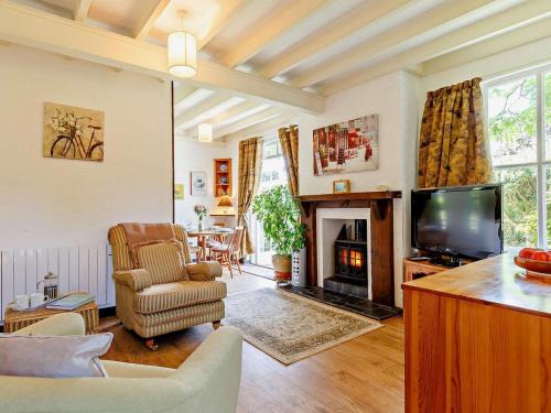 Grampound House | 2 Bed in St Austell oc-lanyo