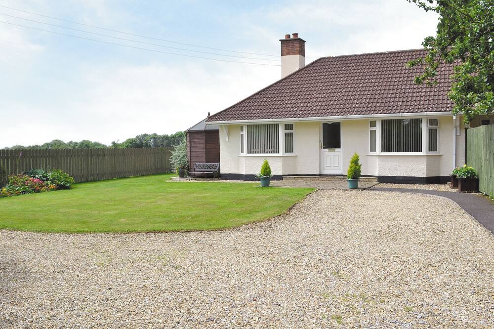 West Buckland Cottage | 2 bedroom accommodation in Churchinford, near Taunton