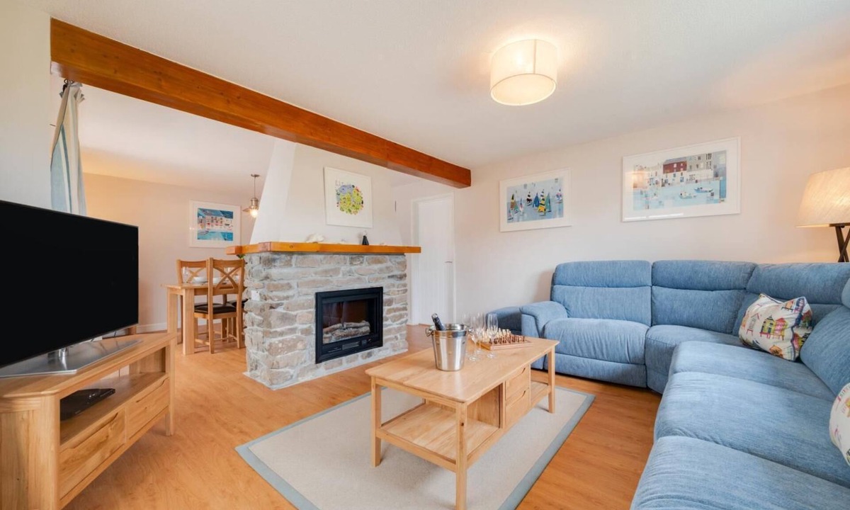 St Merryn Cottage | 3 Bed in St. Merryn (oc-p00700)