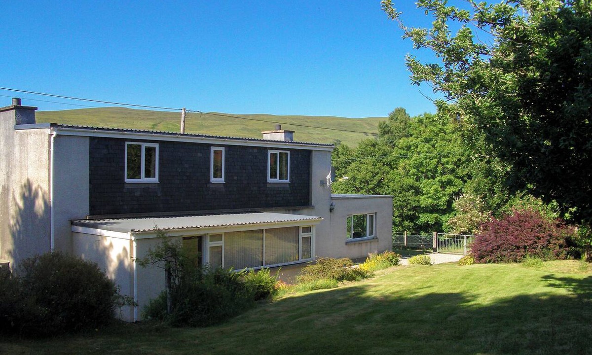 Achnahanat Cottage | 3 bedroom accommodation in Strath Oykel, by Ardgay
