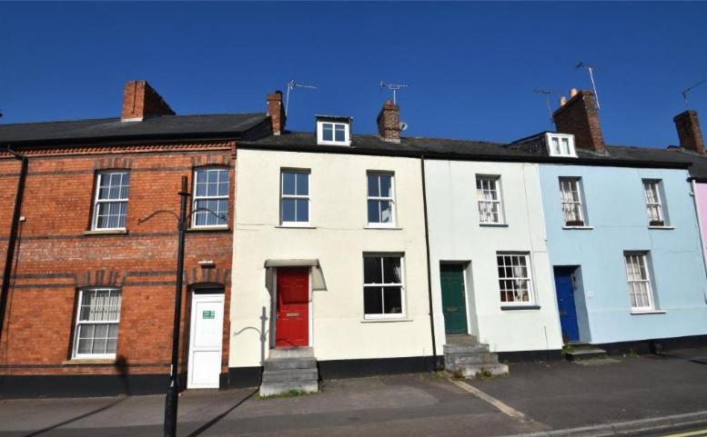 Wellington House | 3 Bedroom Character Townhouse on Edge of Blackdown Hills