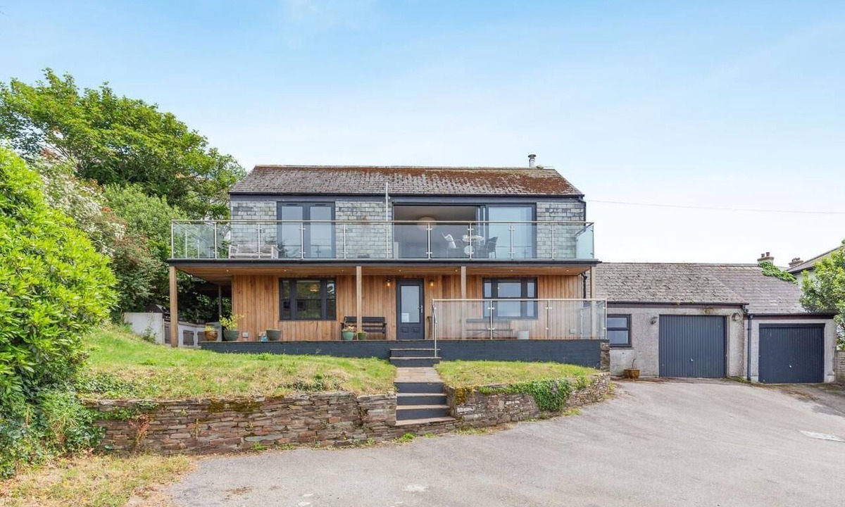 Polruan Cottage | 4 Bed in Polruan (oc-s41411)