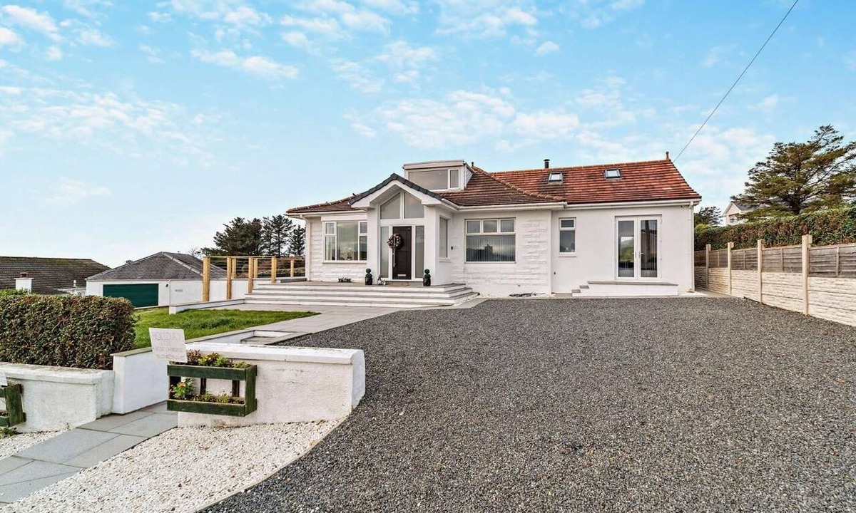 Portpatrick Cottage | 4 Bed in Stranraer (oc-95819)