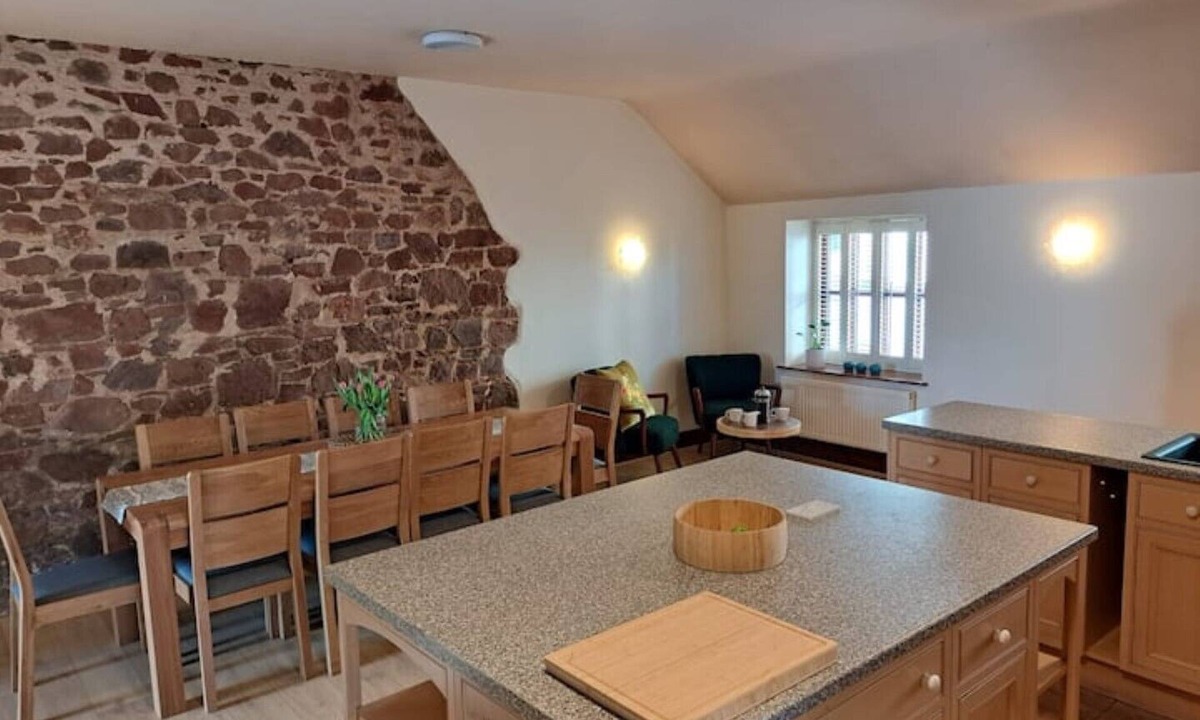 Nether Stowey Cottage | A charming 4 bedroom cottage with plenty of space to relax.n