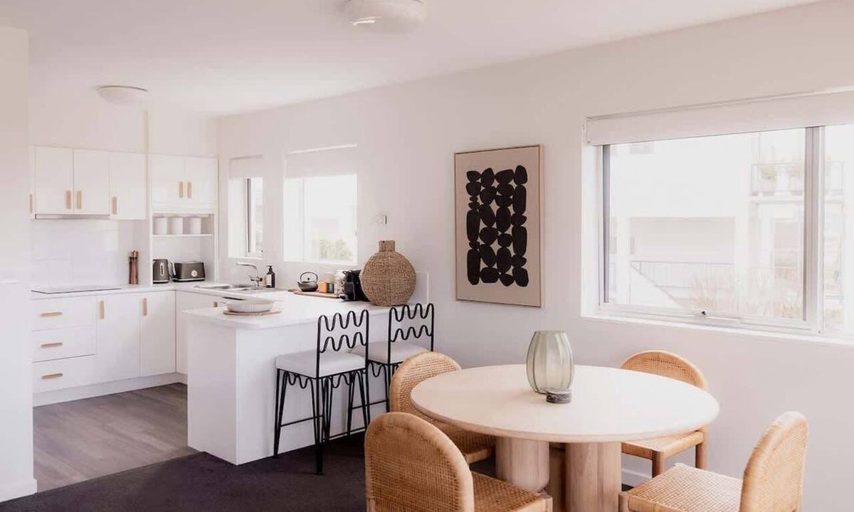 Battery Point Apartment | Battery Point Apartment with River Views