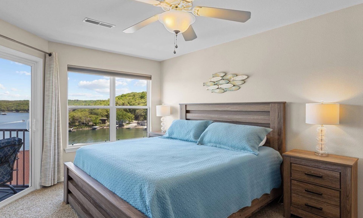Camdenton Condo | Clearwater 773-2B - Two Bedroom Apartment, Sleeps 6