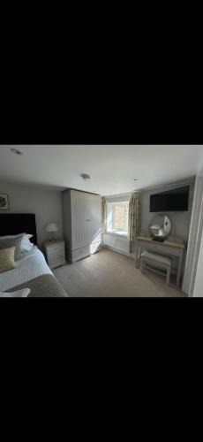 Bradford-on-Avon House | Cumberwell Country Cottages - Grove