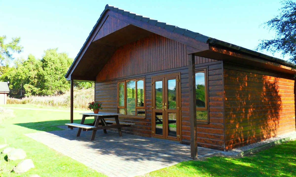 Balnain Cabin | Glomach Lodge @ Lochletter Lodges. A 2 bedroom lodge in beautiful Glen Urquhart.