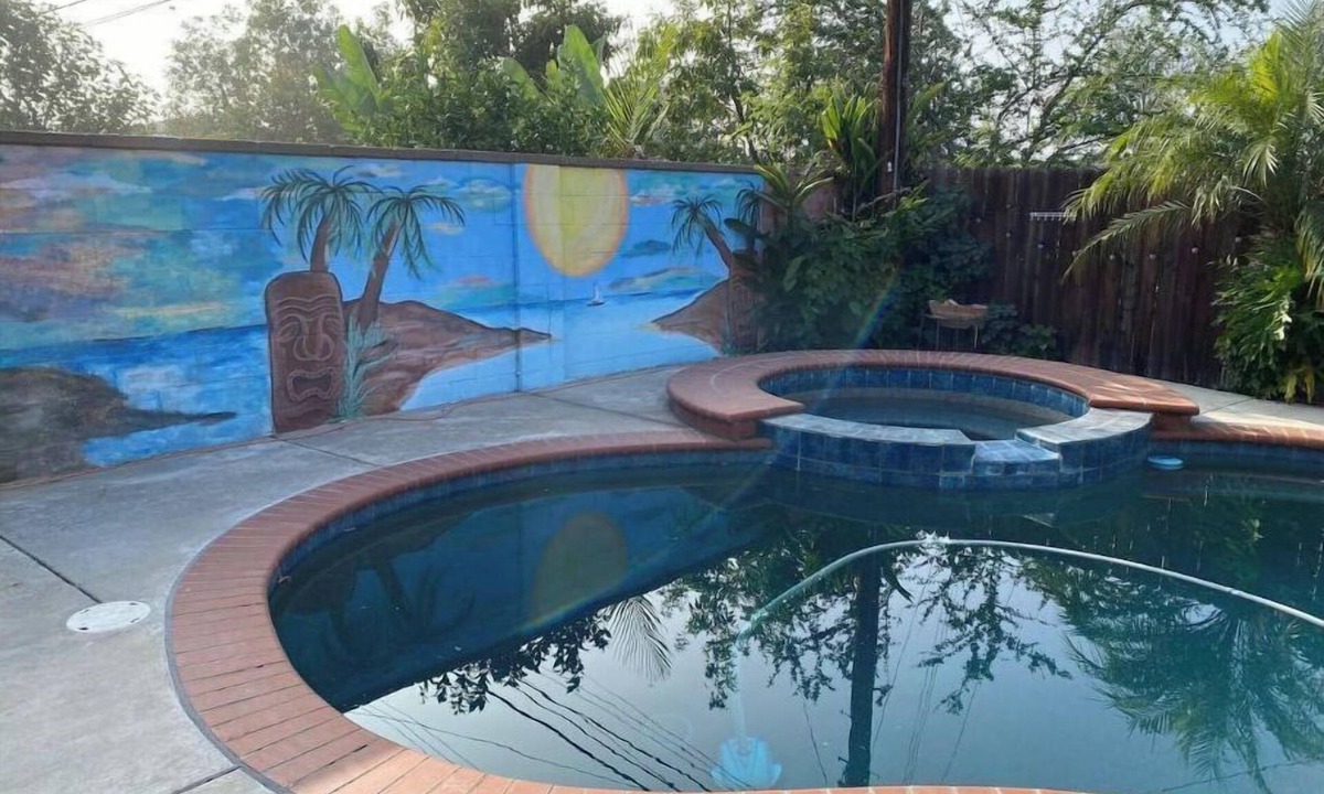 Brea House | Great 3 bedroom 2 bath single family home close to Disneyland.