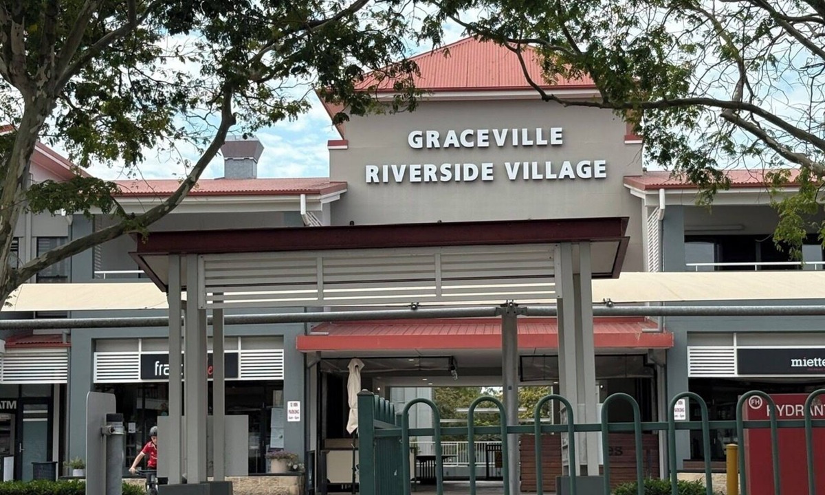 Graceville House | Home to home: what a local landscape in Graceville