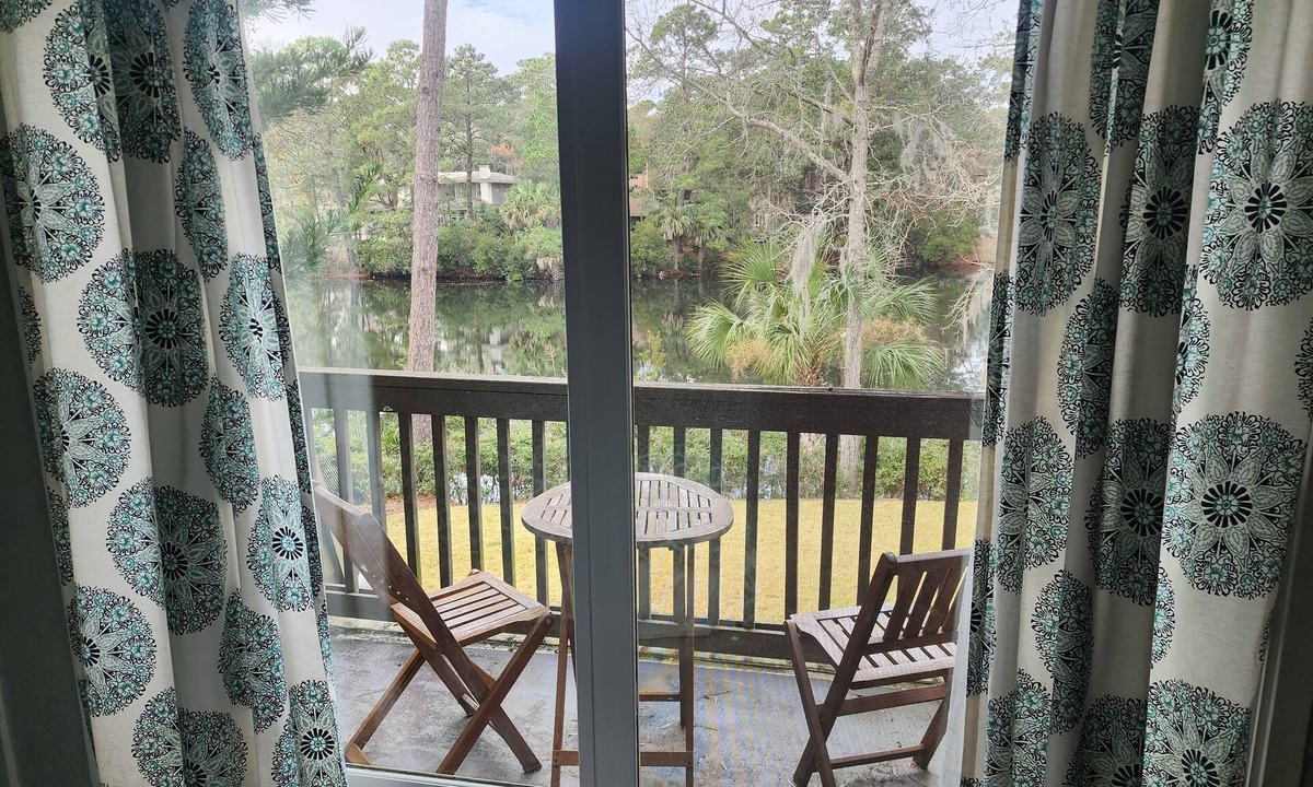 Heritage Woods House | LOCATION - Short Walk to Beach/Bike to Salty Dog-Harbortown - 5th Row on Lagoon