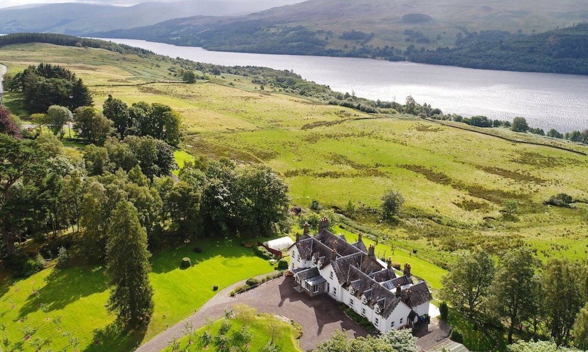Netherton Villa | Loch Tay Manor - Thirteen Bedroom Villa, Sleeps 29