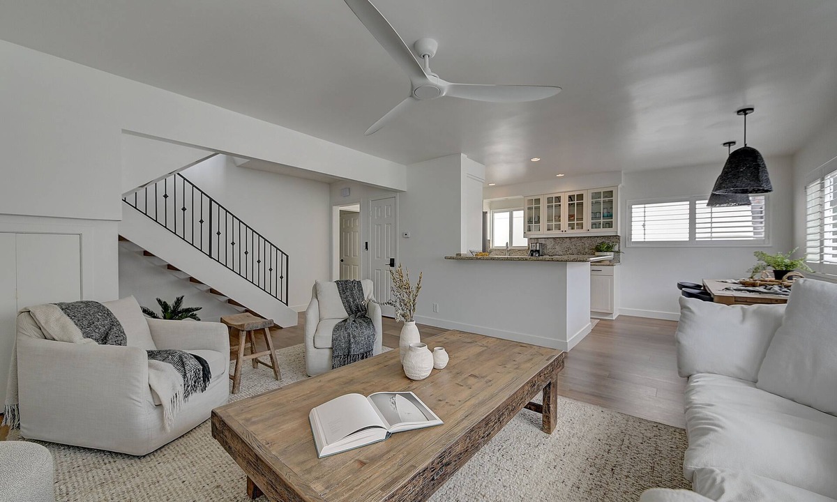El Segundo House | Manhattan Beach Luxury Home w/Oceanview Balcony!