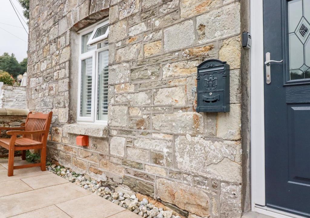 Pentewan House | Still Waters