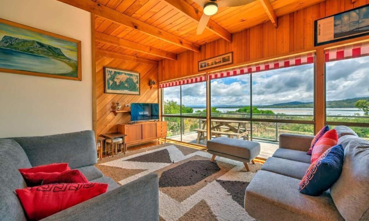 Coles Bay House | Swan Cove