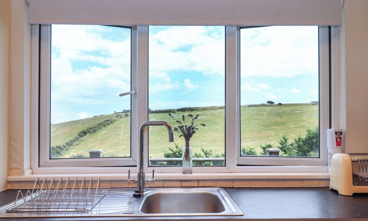 Portwrinkle Cottage | Tamar View Lodge