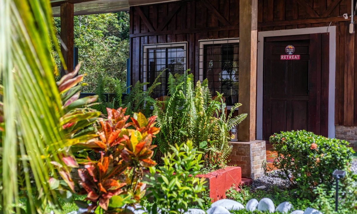 Penas Blancas House | Toucan River Retreat - 3BR, 2Bath, River access, Jacuzzi, AC