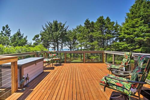 South Beach House | Walk to Ocean: Home w/Hot Tub in South Beach!