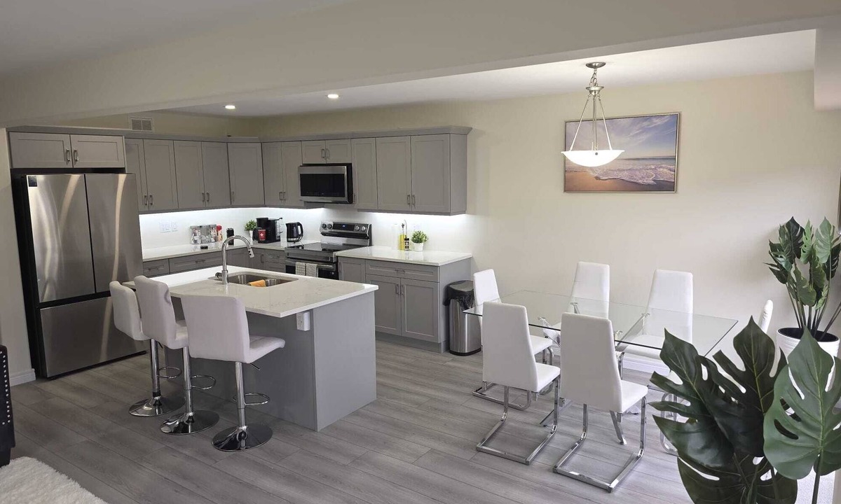 Peterborough House | Welcome to TF Empire’s brand‑new luxury home, featuring 4 bedrooms.