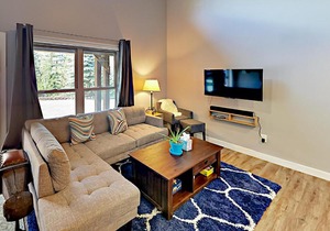 1552 Matterhorn Circle Condo Unit 2