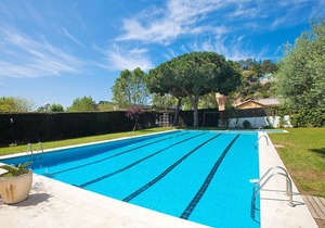 Edificio Blanqueries 100.1 in Calella