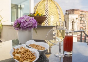 Hotel Naples