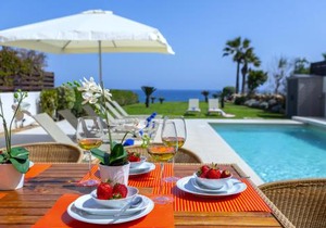 Protaras Beachfront Villa Pietra