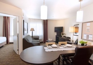 Relax and Unwind! Pet-friendly, Kitchenette, Near Angel Stadium