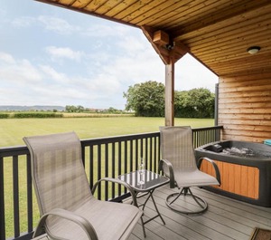 Cotswold Lodge 
