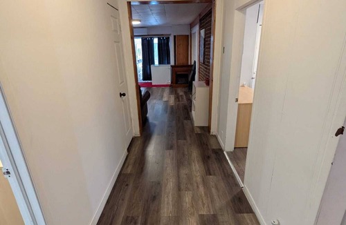 Mauricie Apartment | 1-3780 4-bedroom apartment with queen-size bed each | all included