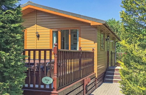 Scawton Ski Chalet | 1 bedroom accommodation in Easingwold