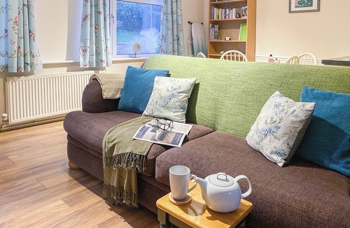Raymonds Hill Cottage | 1 bedroom accommodation in Raymond&rsquo;s Hill, near Lyme Regis