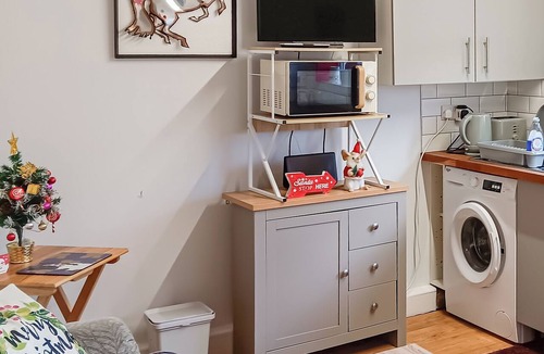 Woodbury Cottage | 1 bedroom accommodation in Woodbury Salterton, near Exmouth