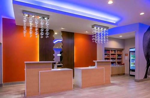 Lake Delton Hotel | 2-Star Hotel ∙ La Quinta Inn & Suites by Wyndham Wisconsin Dells