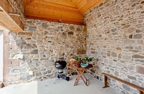 Dingwall Cottage | 3 Bed in Dingwall (oc-93870)