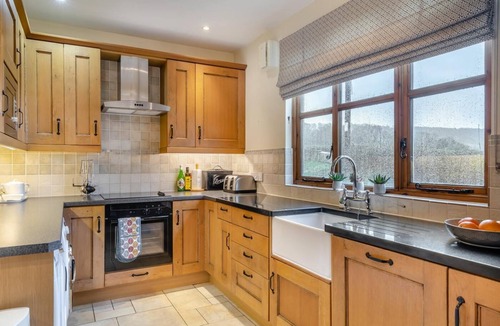 Honiton Cottage | 3 Bed in Upottery (oc-t28828)