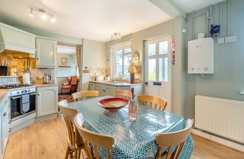 Bowness-on-Windermere Cottage | 3 bedroom accommodation in Bowness-on-Windermere