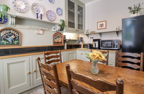 Pateley Bridge House | 3 Hamilton Terrace, Pateley Bridge