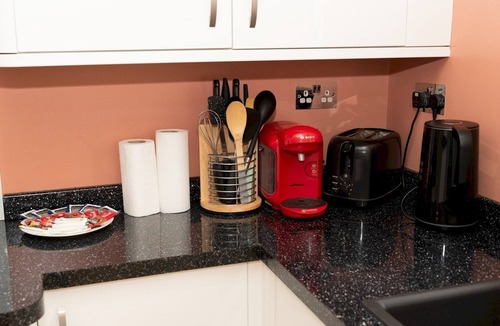 Sidcup House | 4 Bed house + Parking, 5 mins Sidcup Station - Pass the Keys