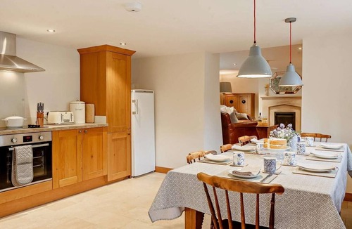 Nunney Cottage | 4 Bed in Frome (oc-27808)