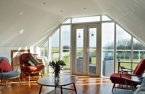 Barmston Cottage | 6 bedroom accommodation in Barmston, near Bridlington
