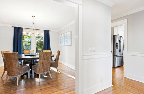 Heritage Woods House | 8 Heritage Road: A BESTNEST by Beverly Serral *Private Pool* and fenced yard