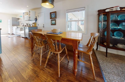 Seaside House | 800 ft to BEACH: MOBY DUNES: HOT TUB Seaside Vacation Homes, Inc Managed