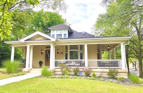 Hillsboro West End House | Amazing Home & Area - Close to Downtown Nashville! Family & Group Friendly!