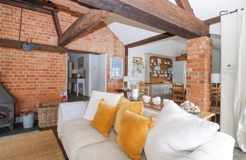 Ottery St Mary Cottage | APPLE MILL, family friendly, luxury holiday cottage in Sidmouth