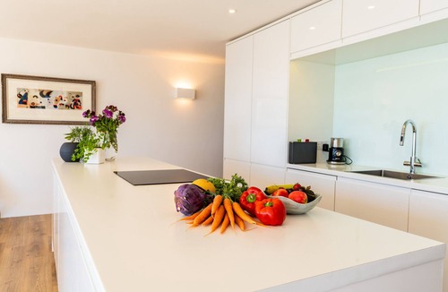 Downderry Ski Chalet | Avalon Sea Views