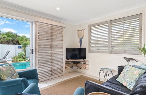 North Creek Apartment | Barefoot in Lennox - Single-level Beachfront Oasis with Private Pool