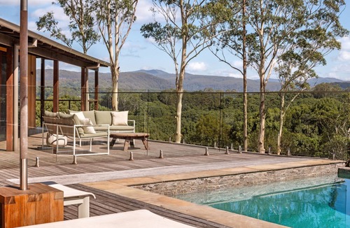 Federal House | Bates House Federal - Tranquil Federal Estate Getaway